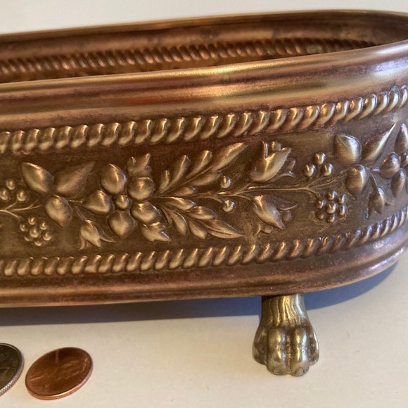 Vintage Metal Brass Planter, Oval, Embossed, 10" x - Picture 3 of 5